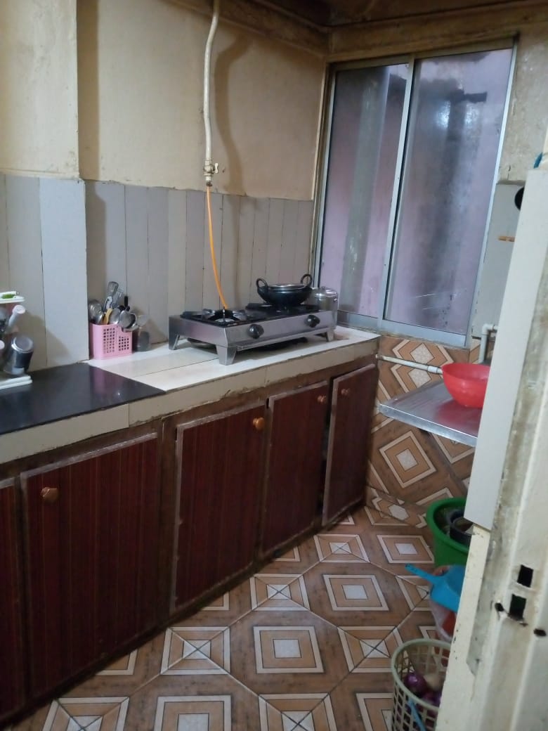 Simon view apartment 2 bed lounge 3rd floor Gulistan-e-Johar Block 19 Karachi.