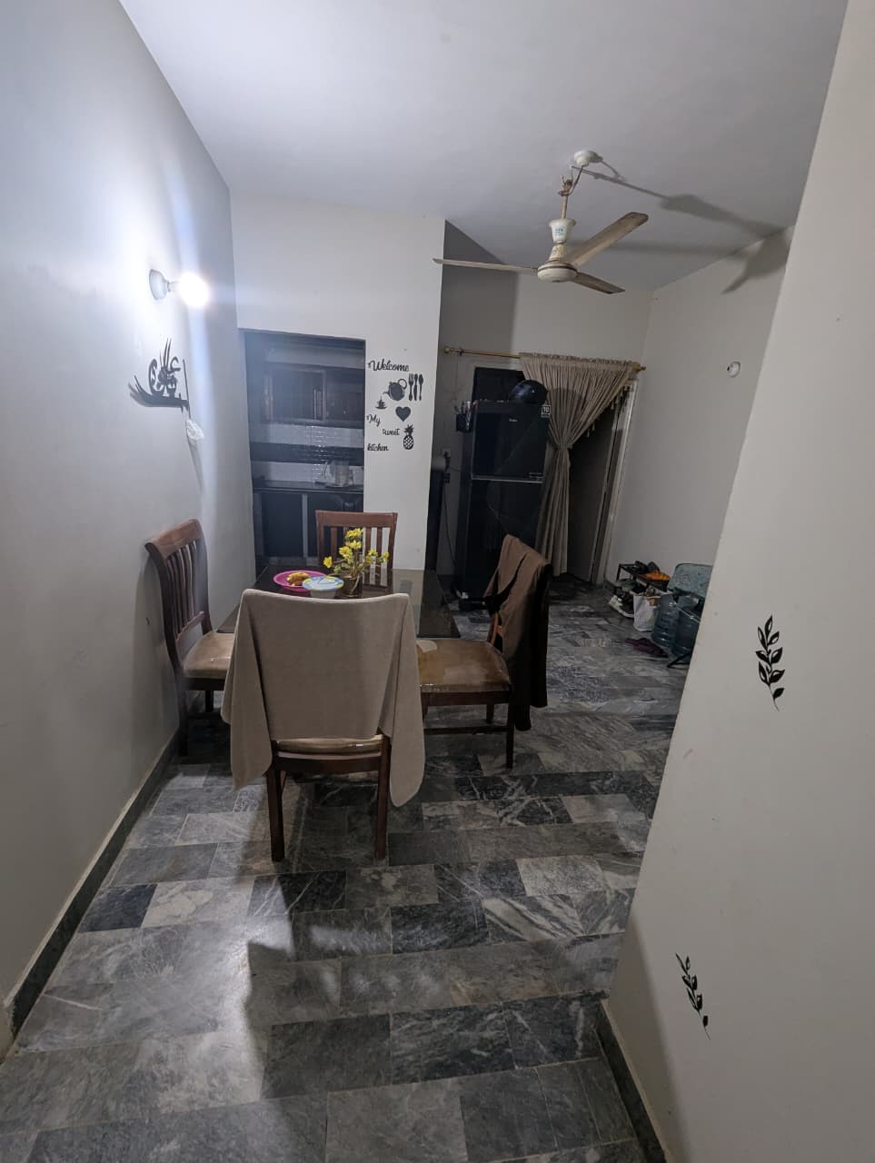 Gulshan-e-Iqbal Block 10-A 2- Bed dd