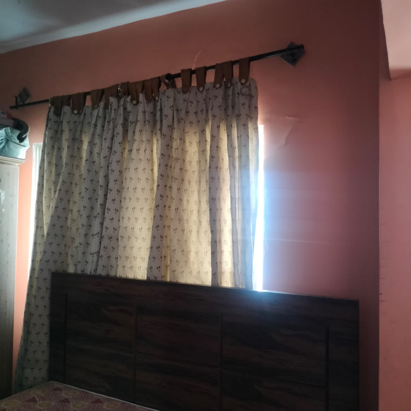 3 bad DD 1200 Squire Yards Boundary wall 5th floor Scheme 33