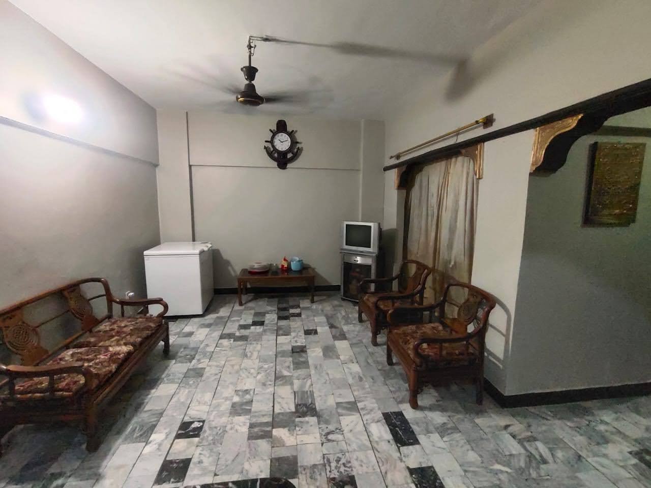 Alam Shah Bukhari apartment 3 bed DD, 1450 sq fit, 4th floor, Gulistan-e-Johar, block 19 Karachi