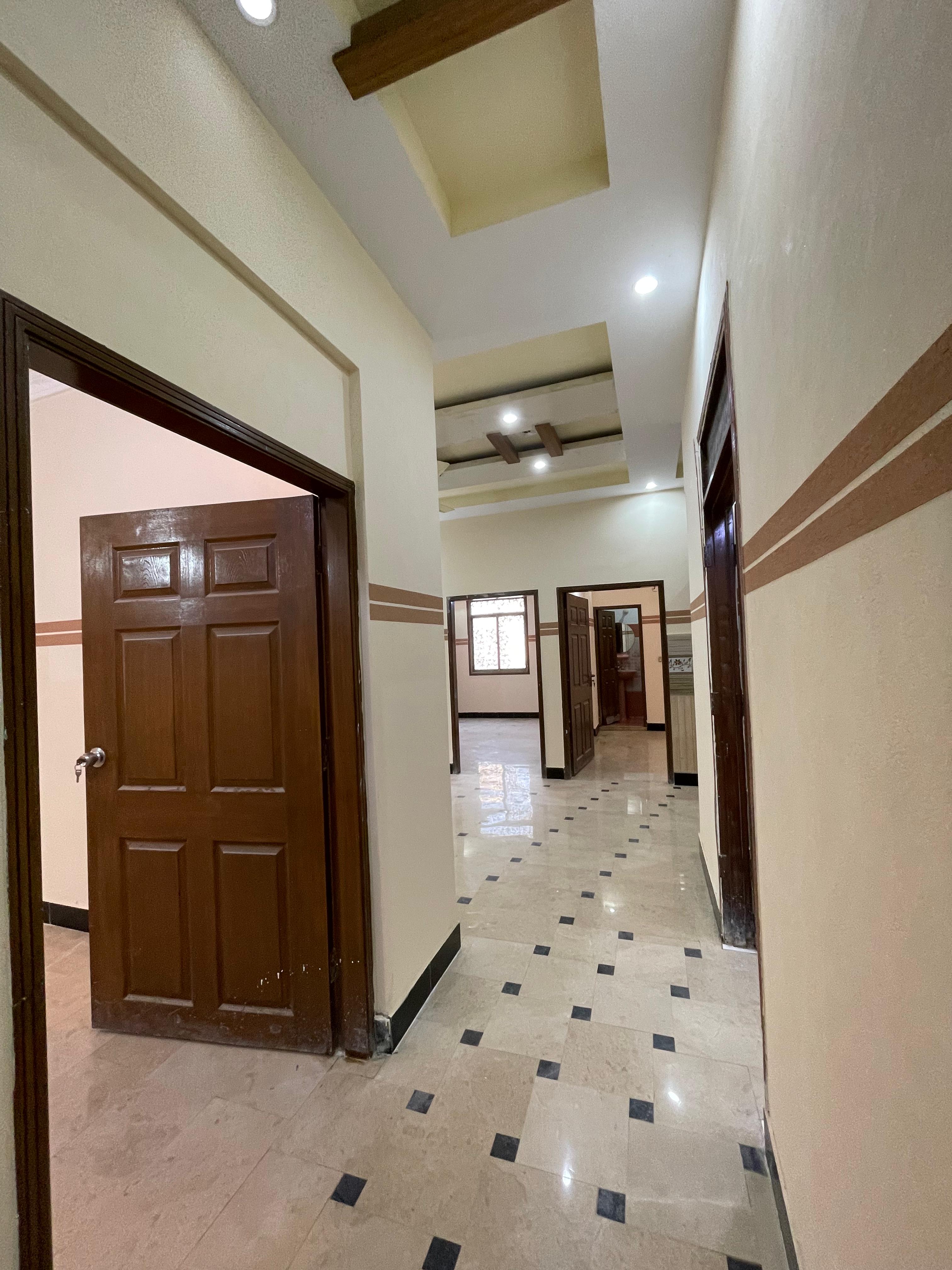 Luxury 3 Bed DD Flat for Sale, Model Colony Karachi