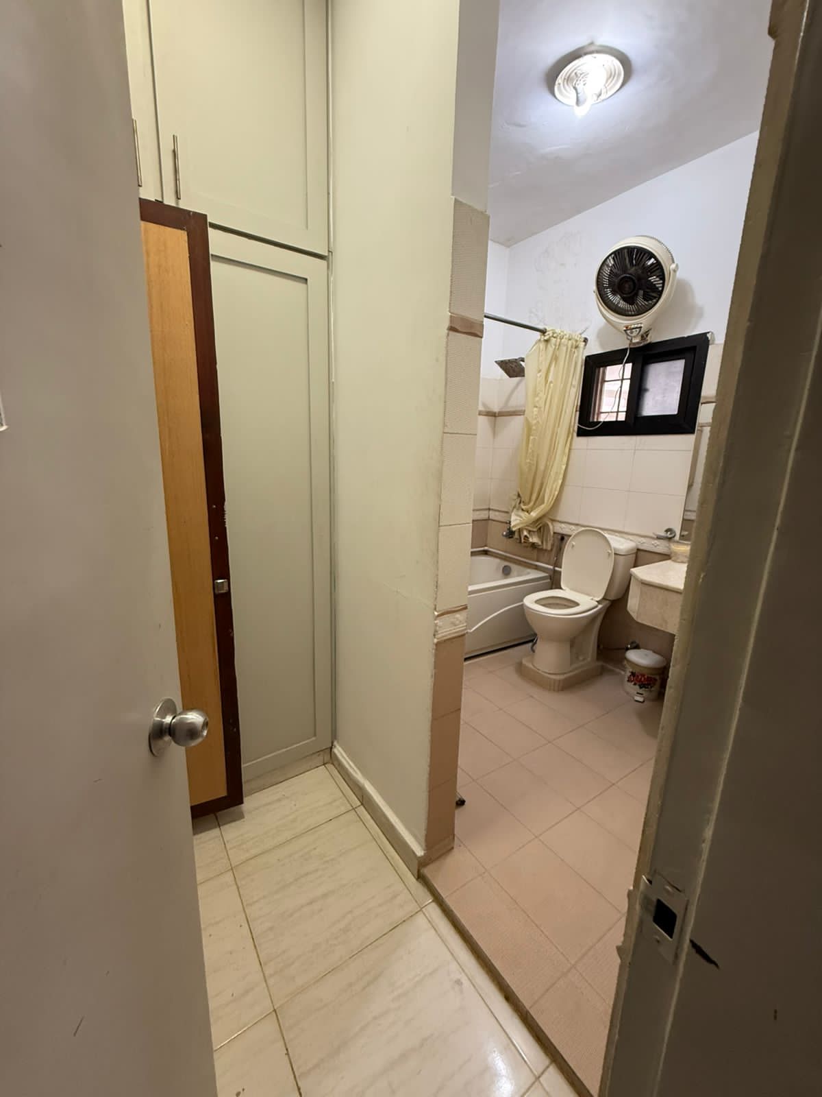 4 BED DD ART COMMERICAL  DHA PHASE 4