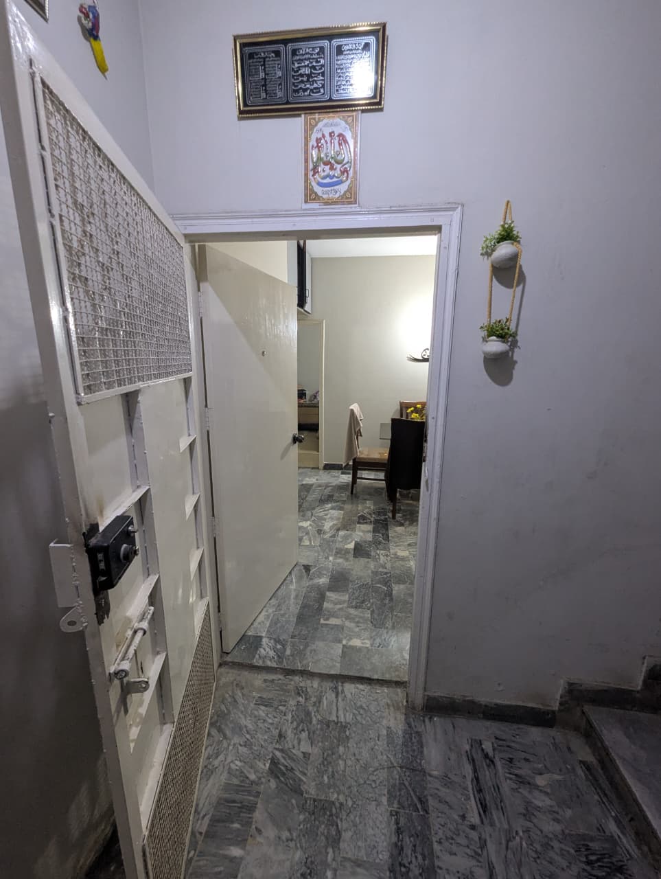 Gulshan-e-Iqbal Block 10-A 2- Bed dd