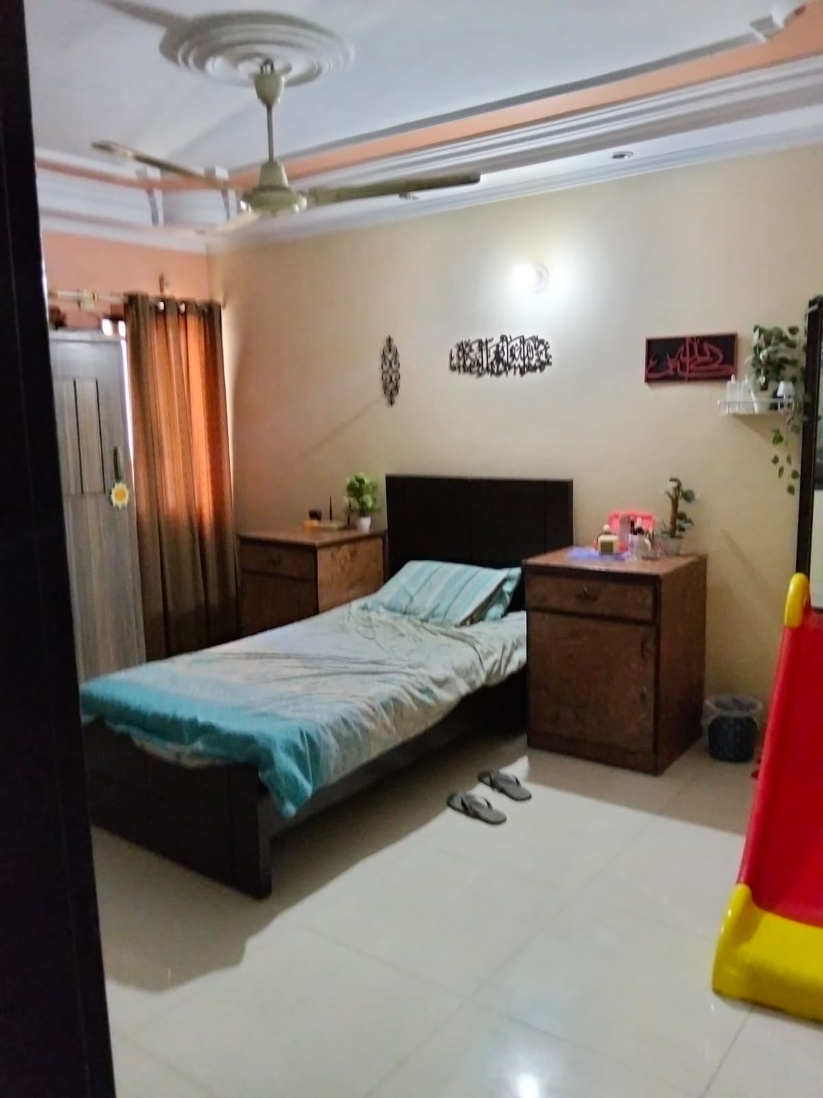 Gulshan-e-Iqbal Block-7 Allah Noor Apartment 3 Bed