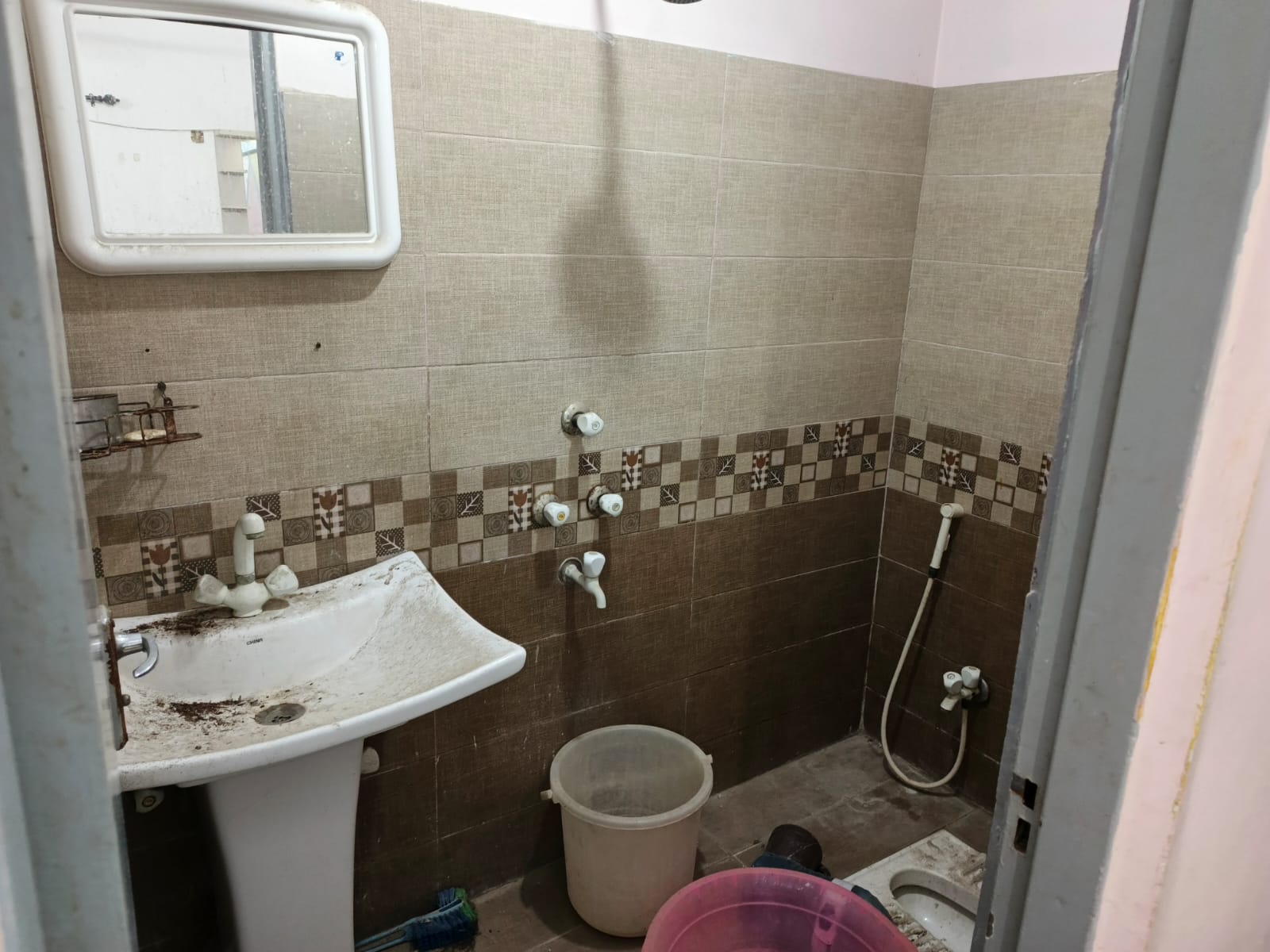 Harmain Tower Apartments 2 Bed dd Gulistan-e-Johar Block-19 Karachi