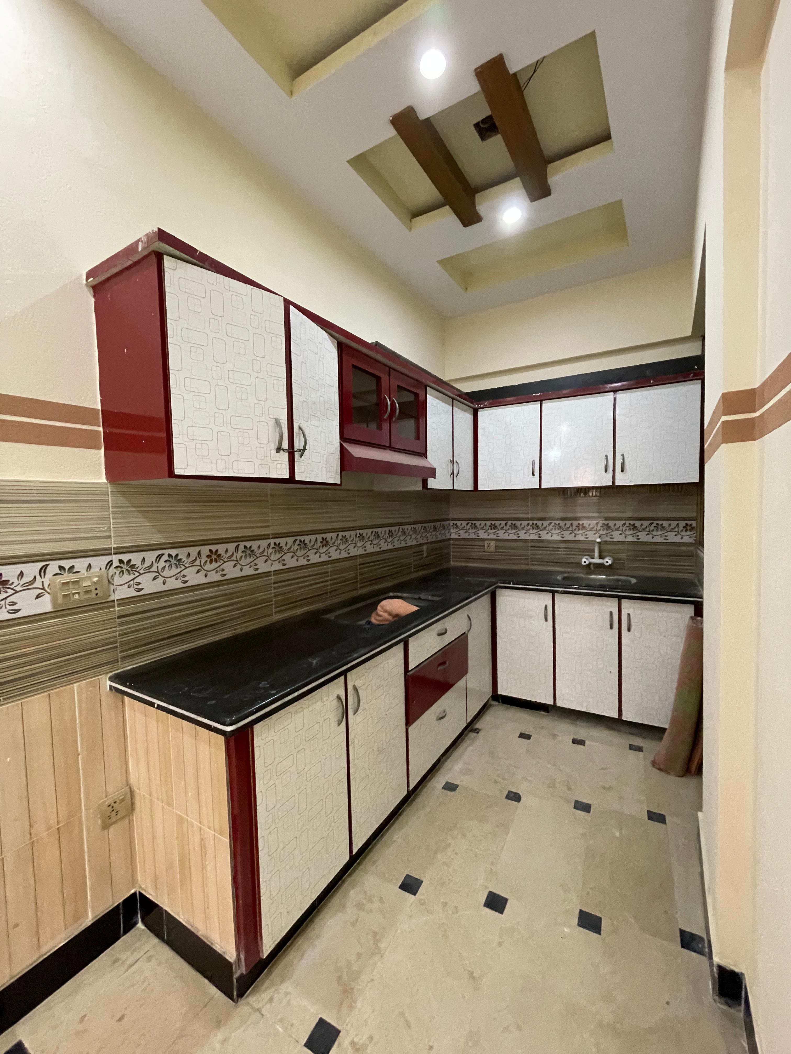 Luxury 3 Bed DD Flat for Sale, Model Colony Karachi