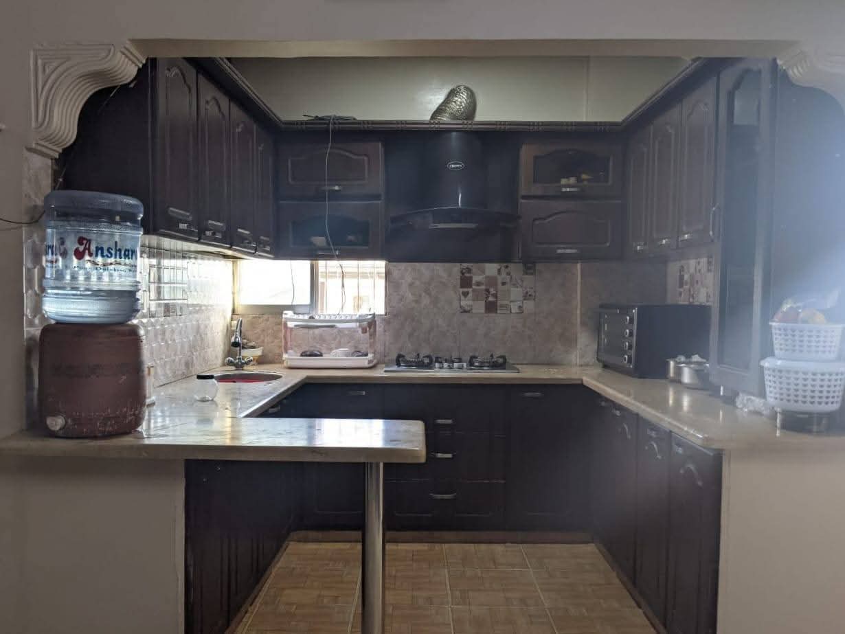 2 Bed dd Gulistan e johar near sheikh zayed university
